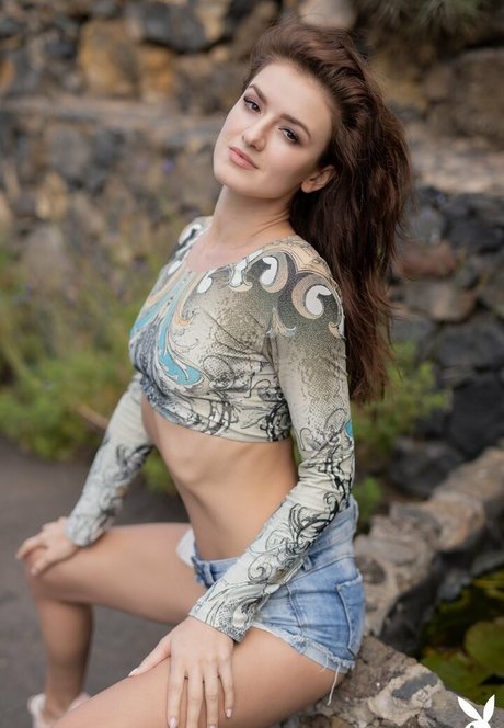 Elina Love leaks onlyfans