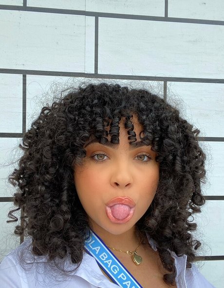 Deanelizyunes onlyfans ass