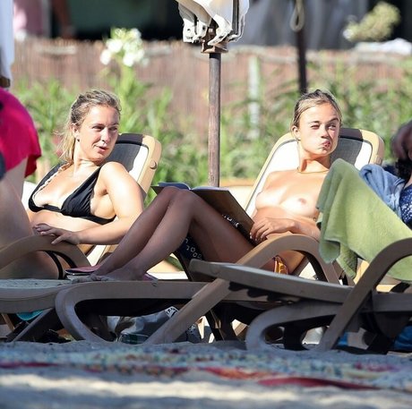 Amelia Windsor leaks onlyfans porn