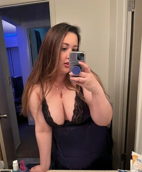 Seksichat onlyfans star