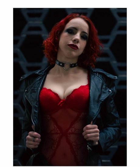 Asmodena nude on onlyfans