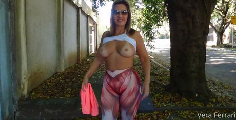 Vera Ferrari onlyfans boobs