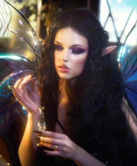 Emma Karla Peet onlyfans nude leaks