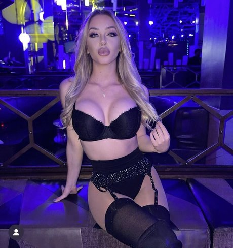 Emilybwagoner hot onlyfans