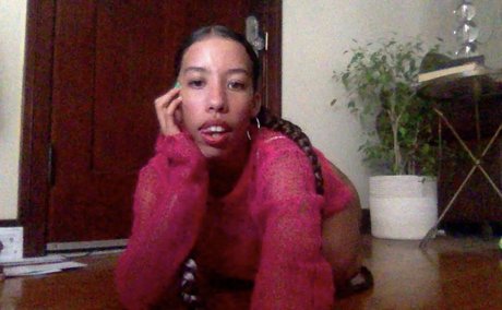 MeelahNaomi leaked onlyfans