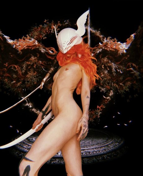 Claire Boucher naked leaked onlyfans