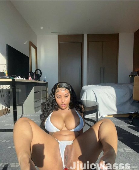 Jasmyn Aaliyah onlyfans nude photos