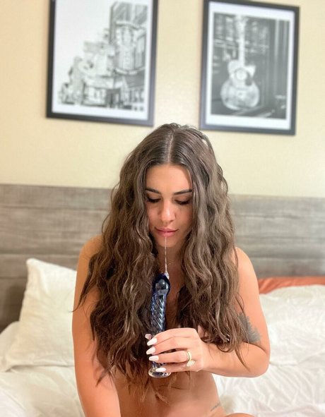 Sloane Nash onlyfans leak