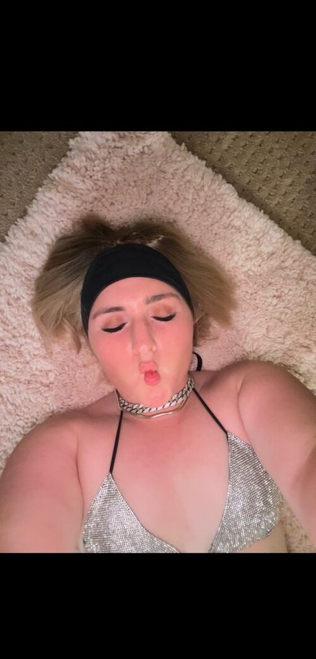 Rachel Kaehler onlyfans leak ass