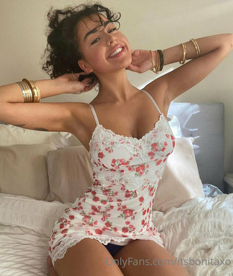 itsbonitaxo onlyfans naked leaks