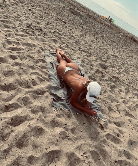 Gabby Nicholls onlyfans pics leaked