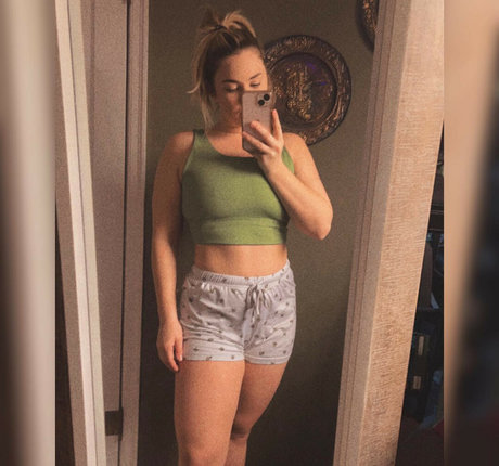 Eevyasmr nude onlyfans