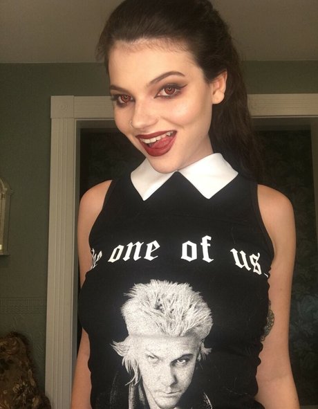 hexsuicide onlyfans leaked tits