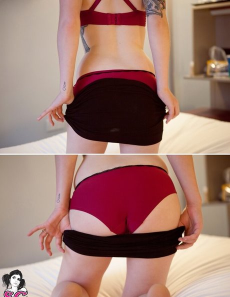 alysondacher onlyfans content type