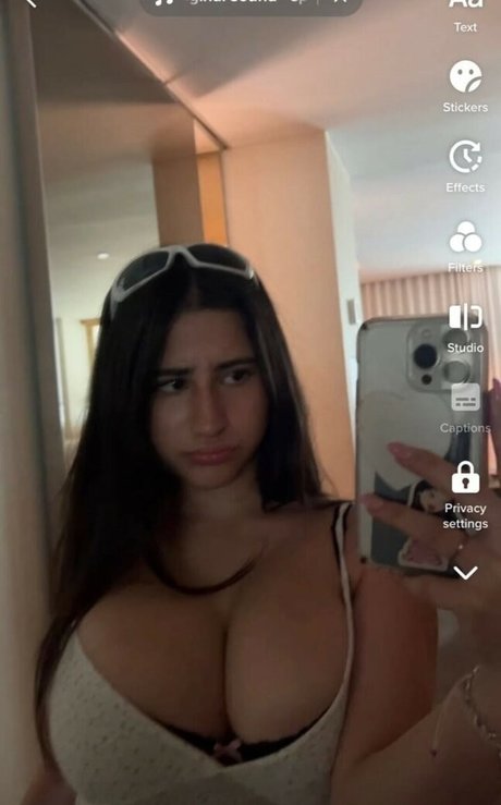 Gianna Jalal onlyfans photo