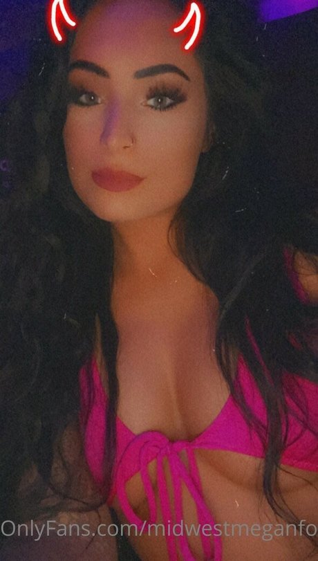 midwestmeganfoxx onlyfans leak naked