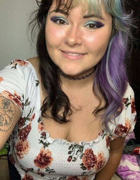 SkyebellaXXX onlyfans nudes