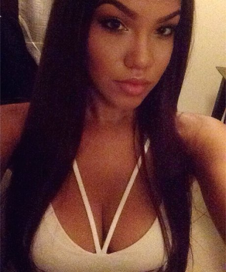 Tiona Fernan onlyfans leak ass