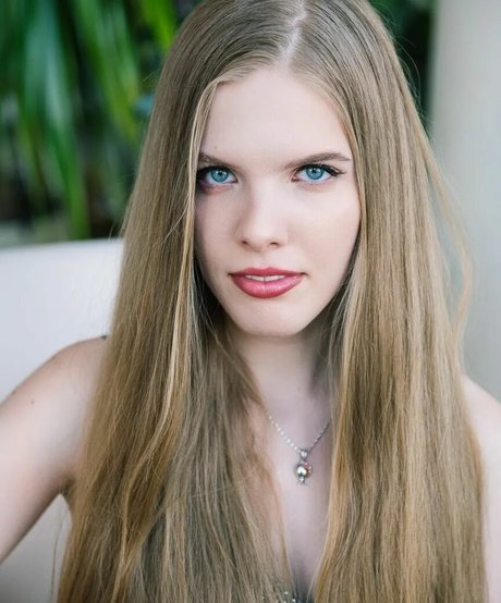 Eva Gevorgyan onlyfans leams