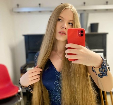 Eva Gevorgyan naked onlyfans leaks