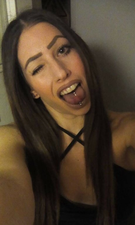 Sofia foudouki onlyfans striptease