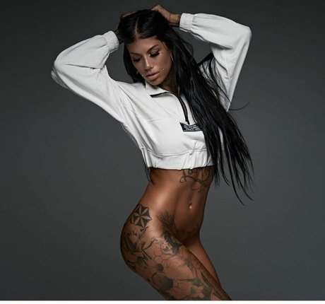 Meli Lakic onlyfans content