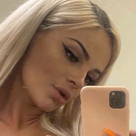 Maddie Murdoch onlyfans star