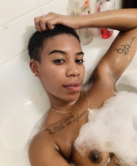 Darling Nicky nude onlyfans leak