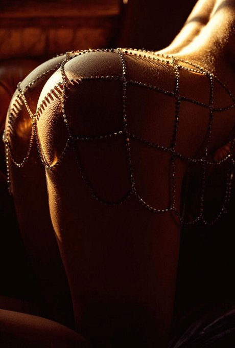 chubby babe onlyfans pornographic exposure