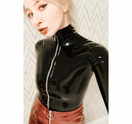 Bronnica onlyfans nude pics