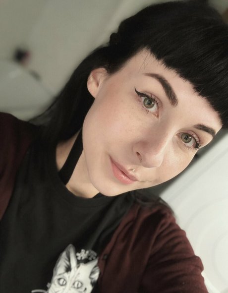 romisu onlyfans naked leaks