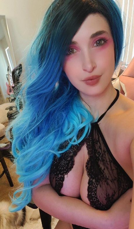 ilysuiteheart onlyfans model images