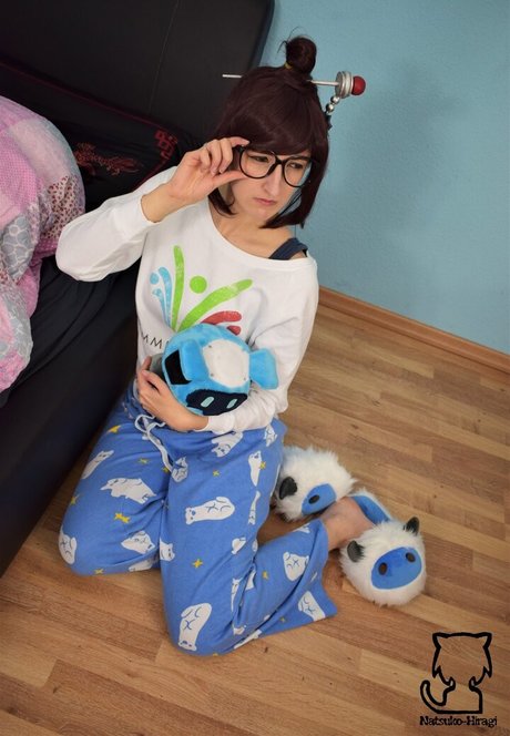 Natsuko Hiragi onlyfans strip