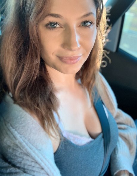 lollipopfields onlyfans naked leaks