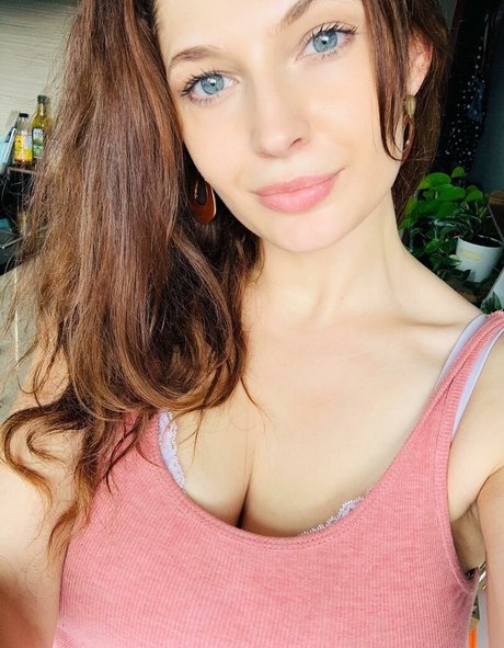 lollipopfields naked onlyfans leak