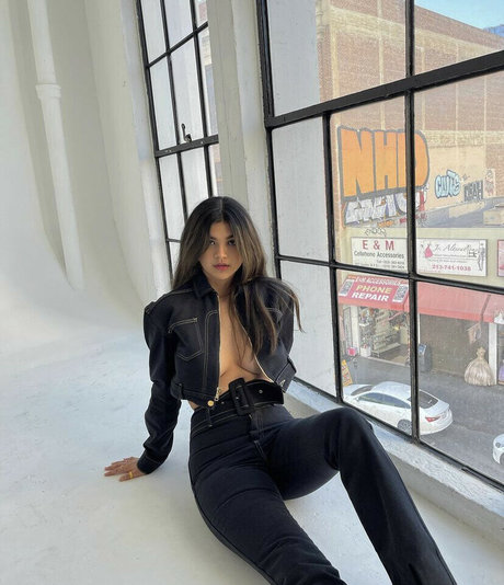 Sara Echeagaray onlyfans leakes