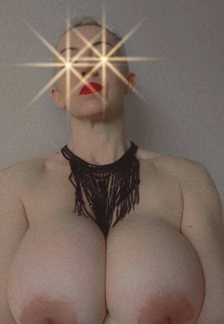 cougar kiki nudes onlyfans leak