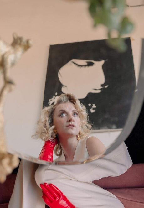 Evanna Lynch nude onlyfans