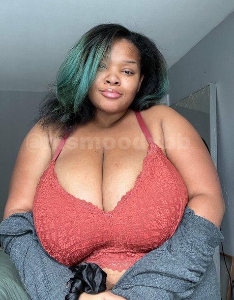 MsMoodyBB only fans nude