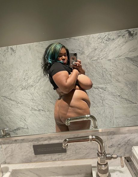 MsMoodyBB onlyfans leak