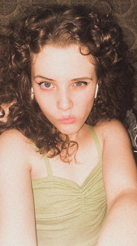 ApartmentFluffy7589 leaked onlyfans