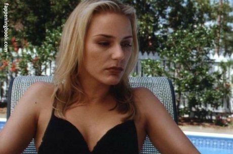 Dedee Pfeiffer leaked onlyfans.