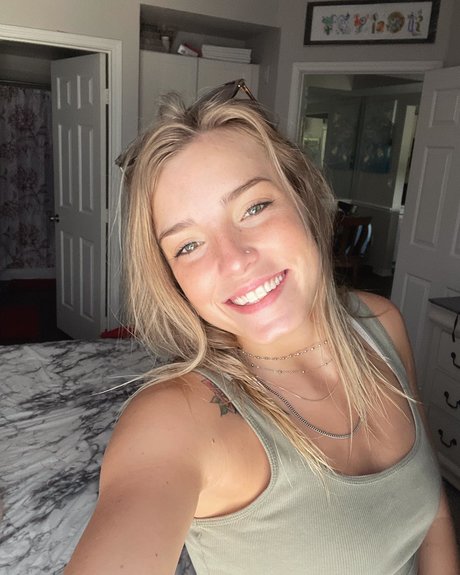 it s the taylor topless onlyfans