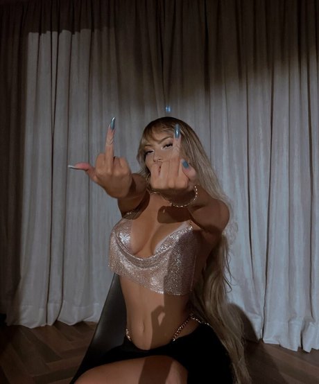 Carolinabf only fans.