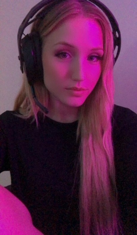 QAEKZ onlyfans leaks free