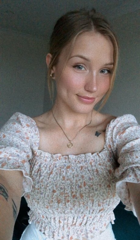 QAEKZ onlyfans nude leaks