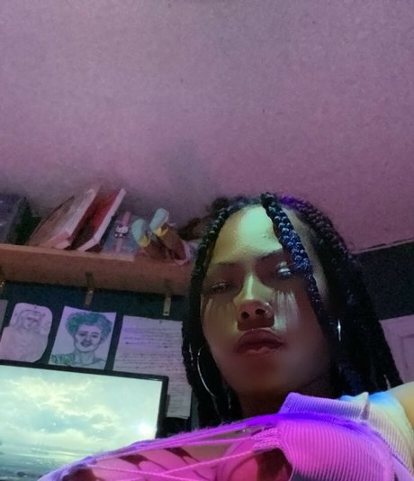 frankie webp onlyfans nude tits