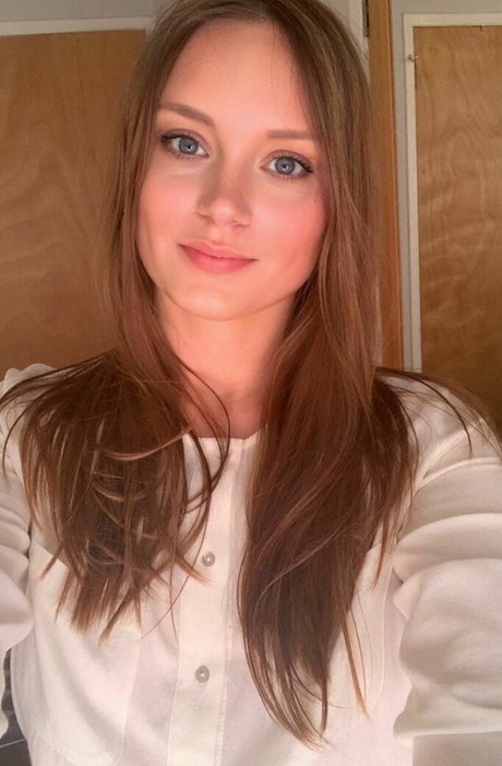 LillyPie onlyfans creator