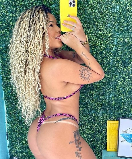 Dani Costa onlyfans leaked tits