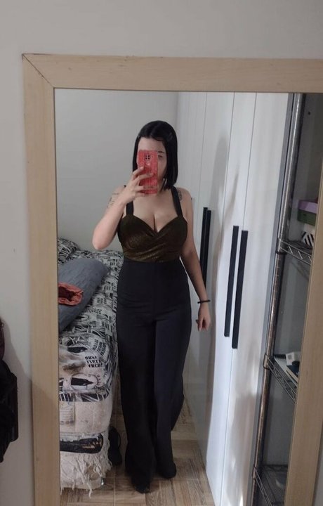 Lavinia Miyazaki onlyfans model photo